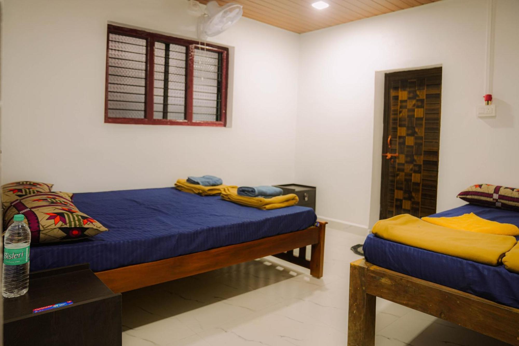 White Sand Beach Stay Resort Kumta Værelse billede