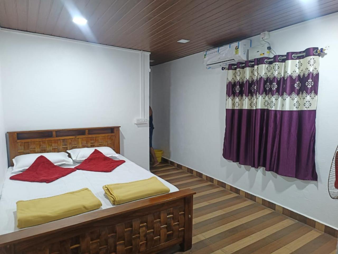 White Sand Beach Stay Resort Kumta Eksteriør billede