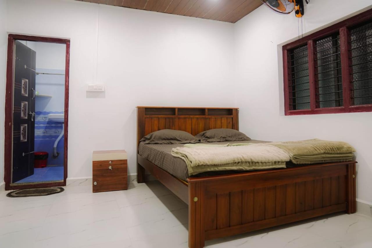 White Sand Beach Stay Resort Kumta Eksteriør billede