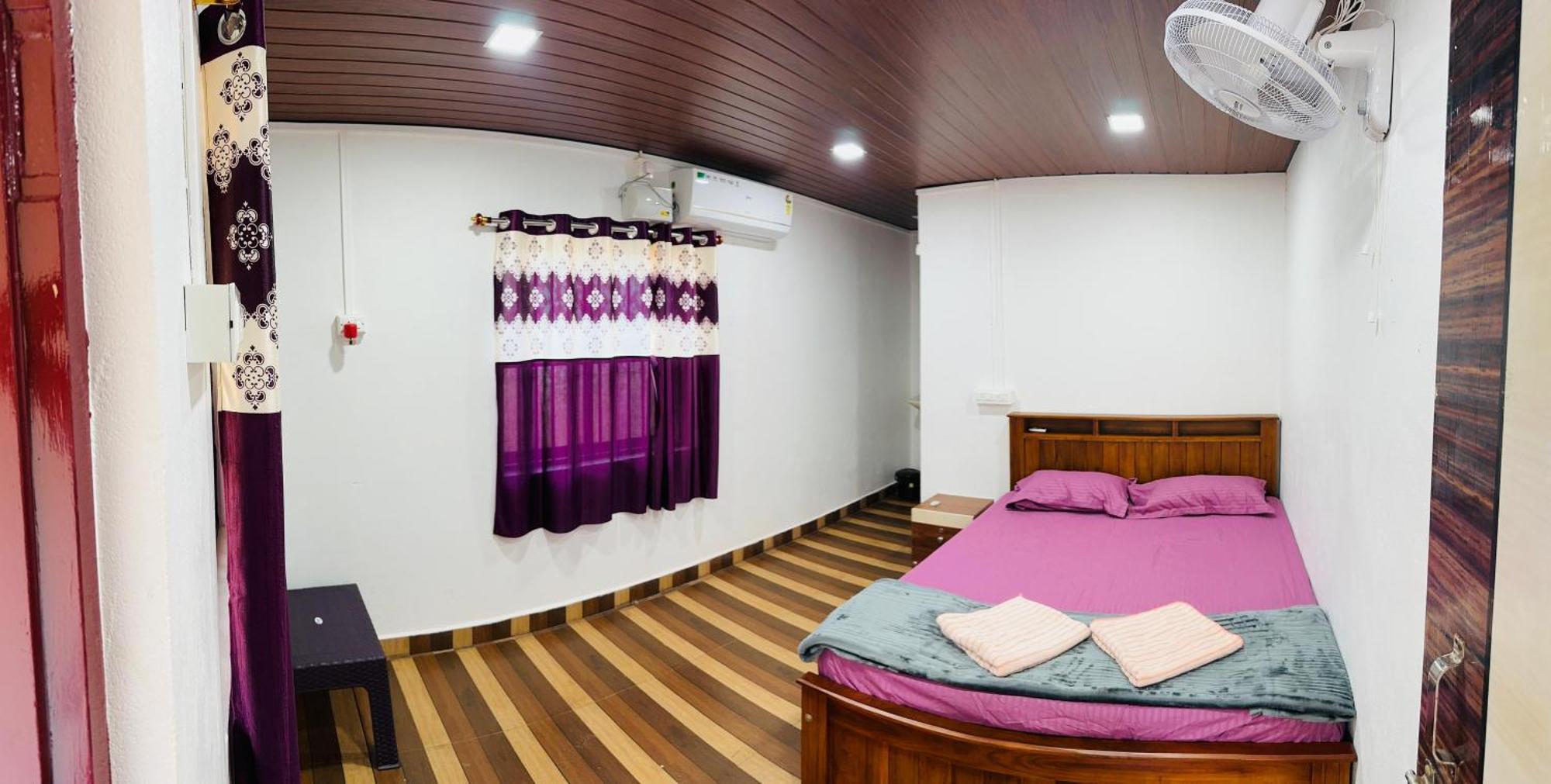 White Sand Beach Stay Resort Kumta Eksteriør billede
